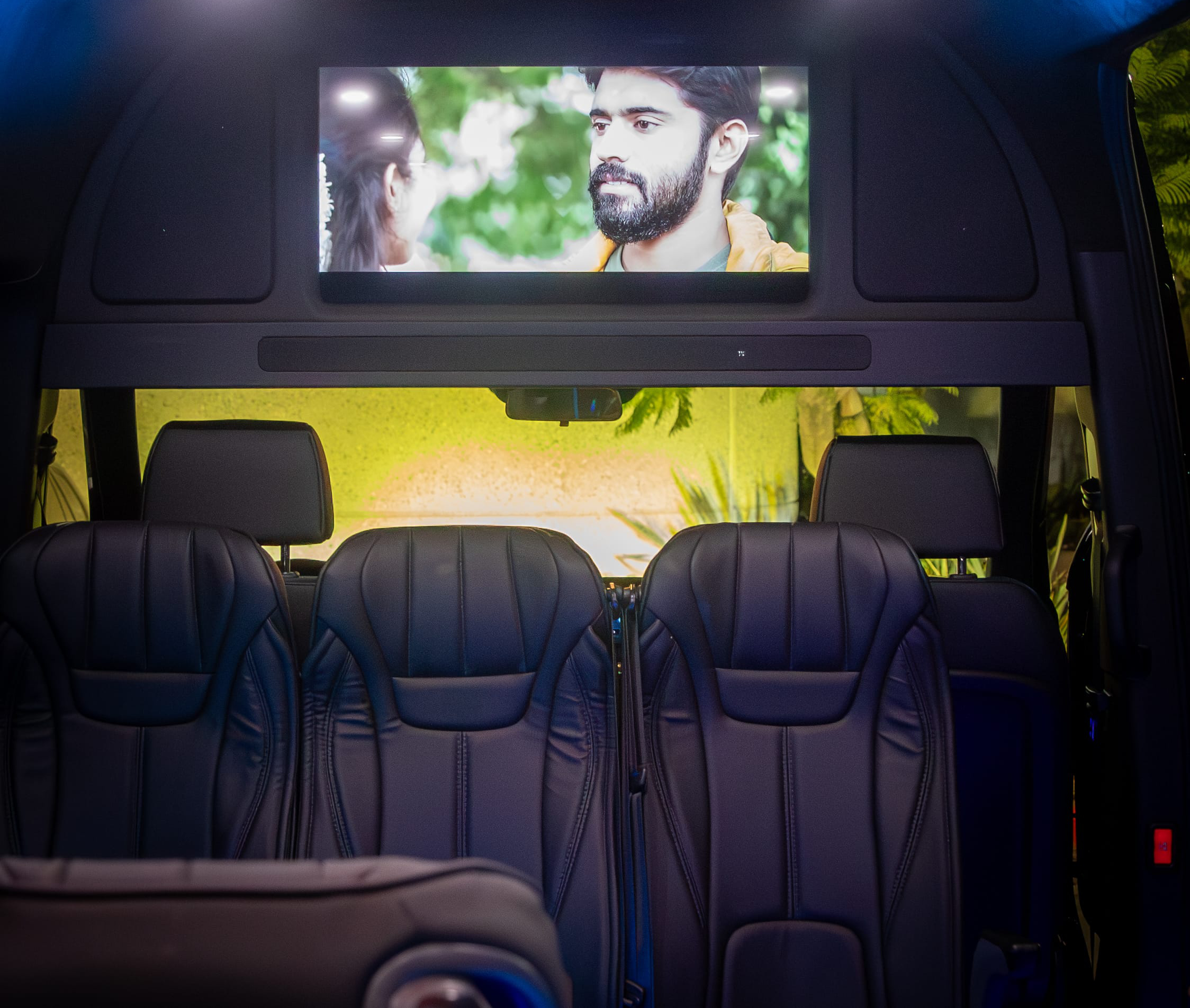 MERCEDEZ-BENZ SPRINTER 2500 14 PASSENGER Image 63